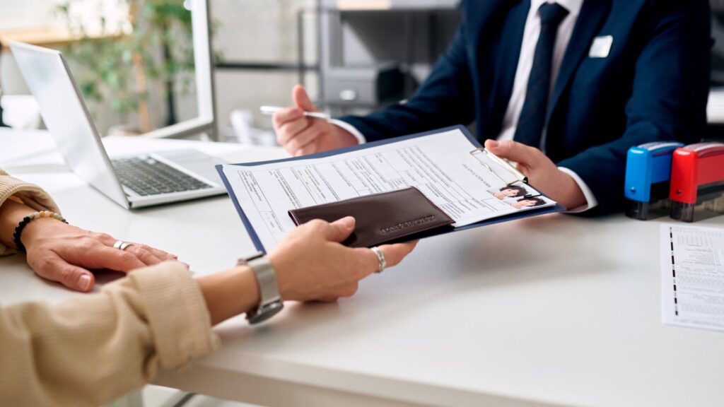 GoldenCube Real Estate investment visa - Golden Visa